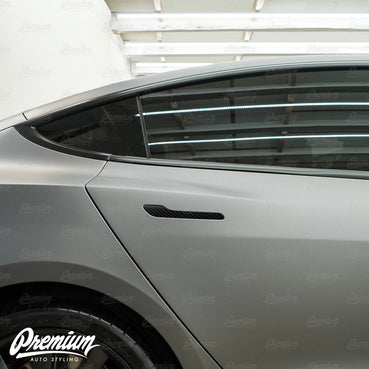 TEXTURED CARBON FIBER