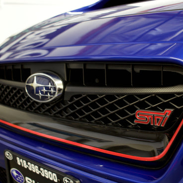 Installed on the lower portion of the grille (s207 Style)