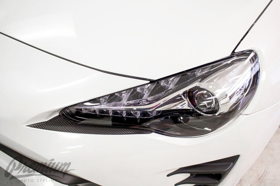 Under Eyelid Front Bumper Vinyl Accent - Carbon Fiber | 2017-2018 Toyota GT86