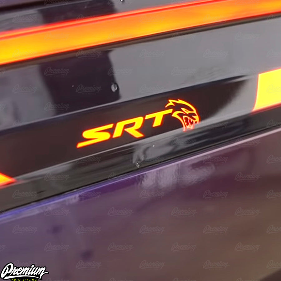 SRT HELLCAT - CENTER TAIL LIGHT DECAL - GLOSS BLACK | 2015-2022 DODGE CHARGER